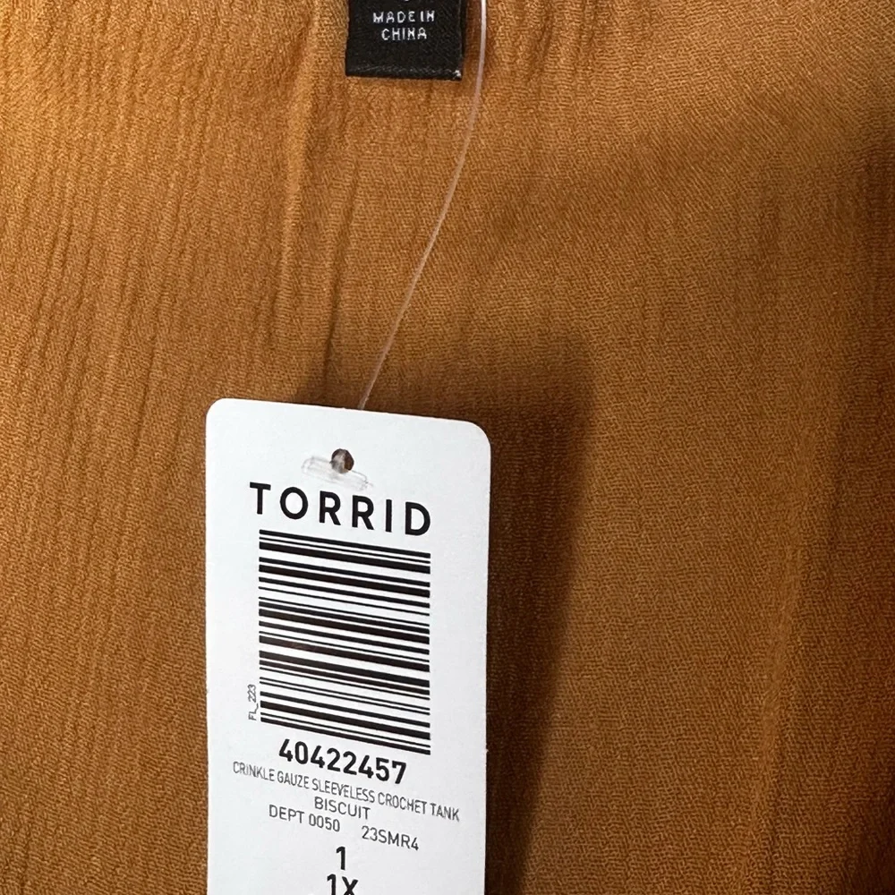 Torrid Gold Smocked Peplum Tank Top - Picture 5 of 6